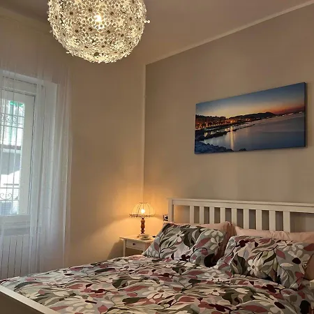 A Casa Di Alice Διαμέρισμα Σαλέρνο